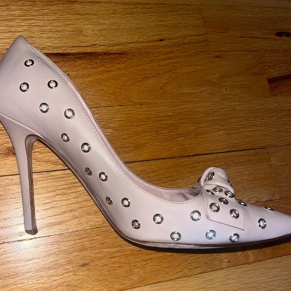 Kate Spade Blush New York Women's Lia Grommet Leather Bow Pumps, size 9 - Picture 5 of 10